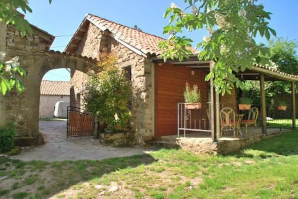 Holiday home Gite Le Fournil Du Camping De La Mouline Fondamente France